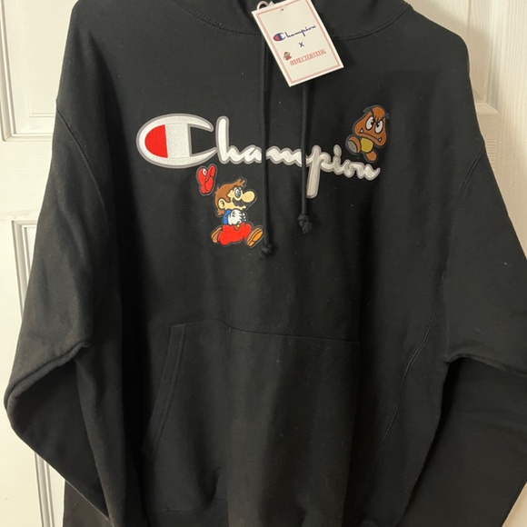 Brand new with tags Champion Super Mario Hoodie - Picture 3 of 3